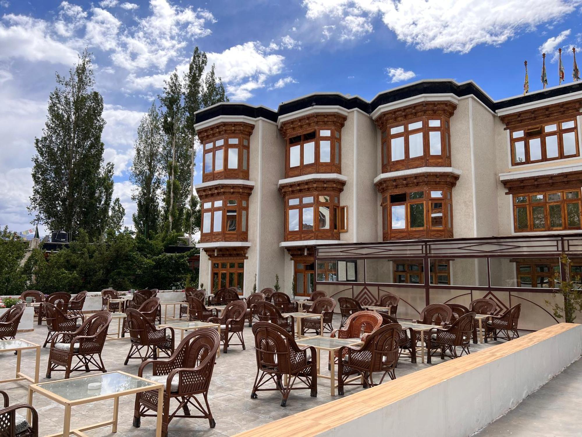 Hotel New Glacier View Leh Kültér fotó