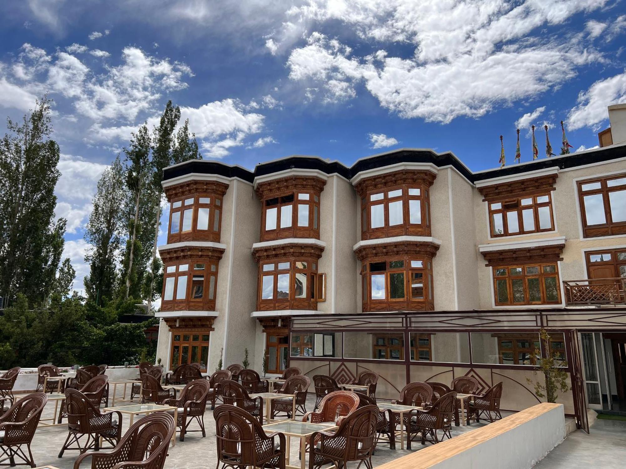 Hotel New Glacier View Leh Kültér fotó