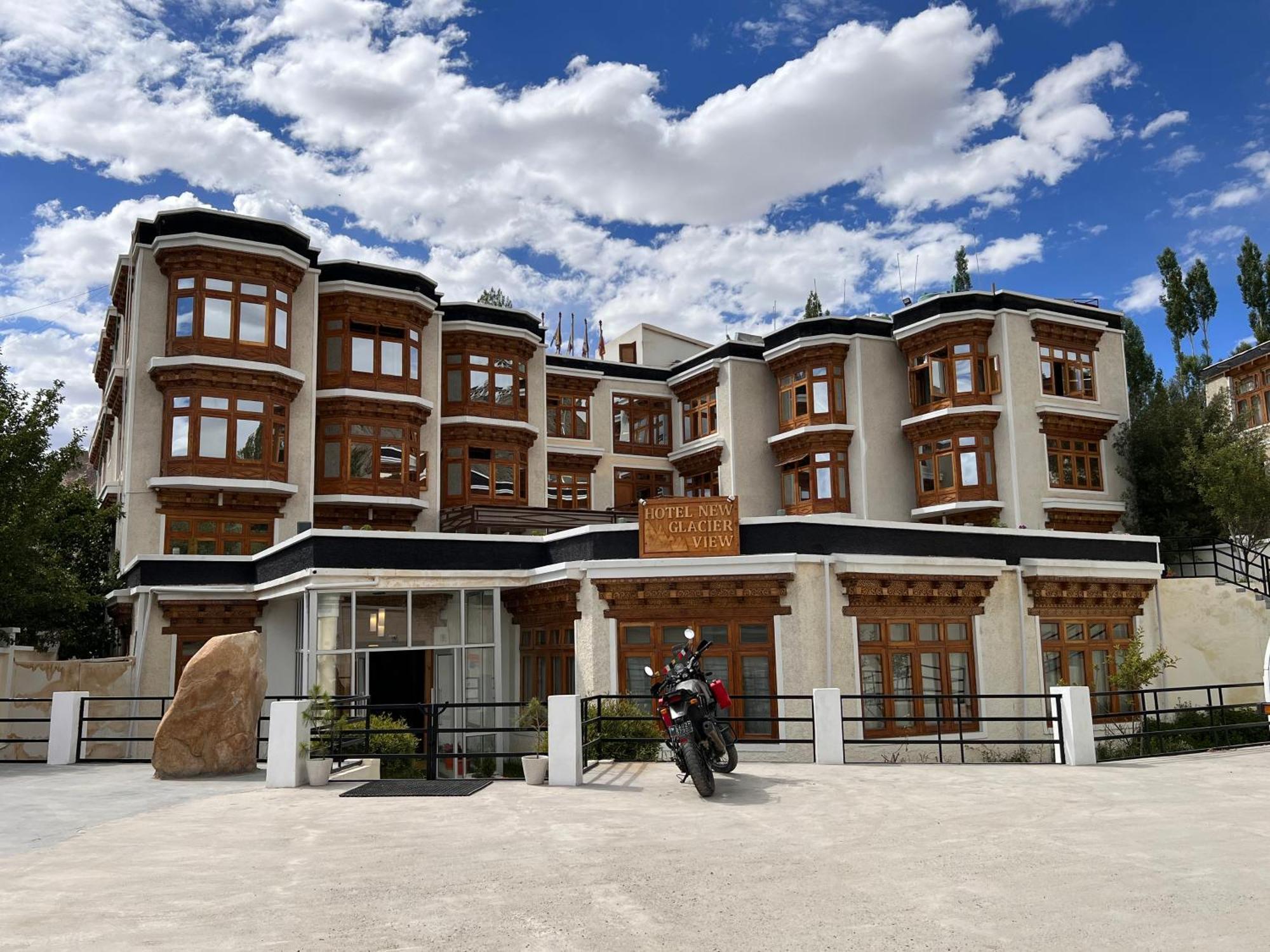 Hotel New Glacier View Leh Kültér fotó